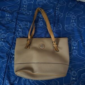 Chic Beige Tote Bag with Logo Accent